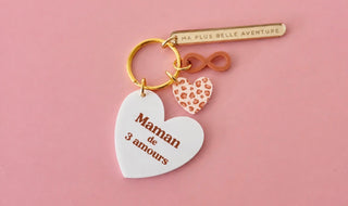 Porte-clé grigri "Maman de 3 amours"